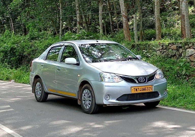 Amber Cabs car for airport transfer bookings